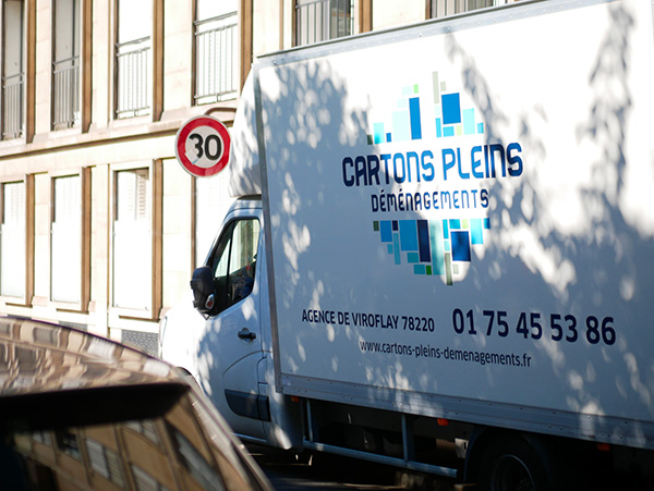 camion déménageurs paris